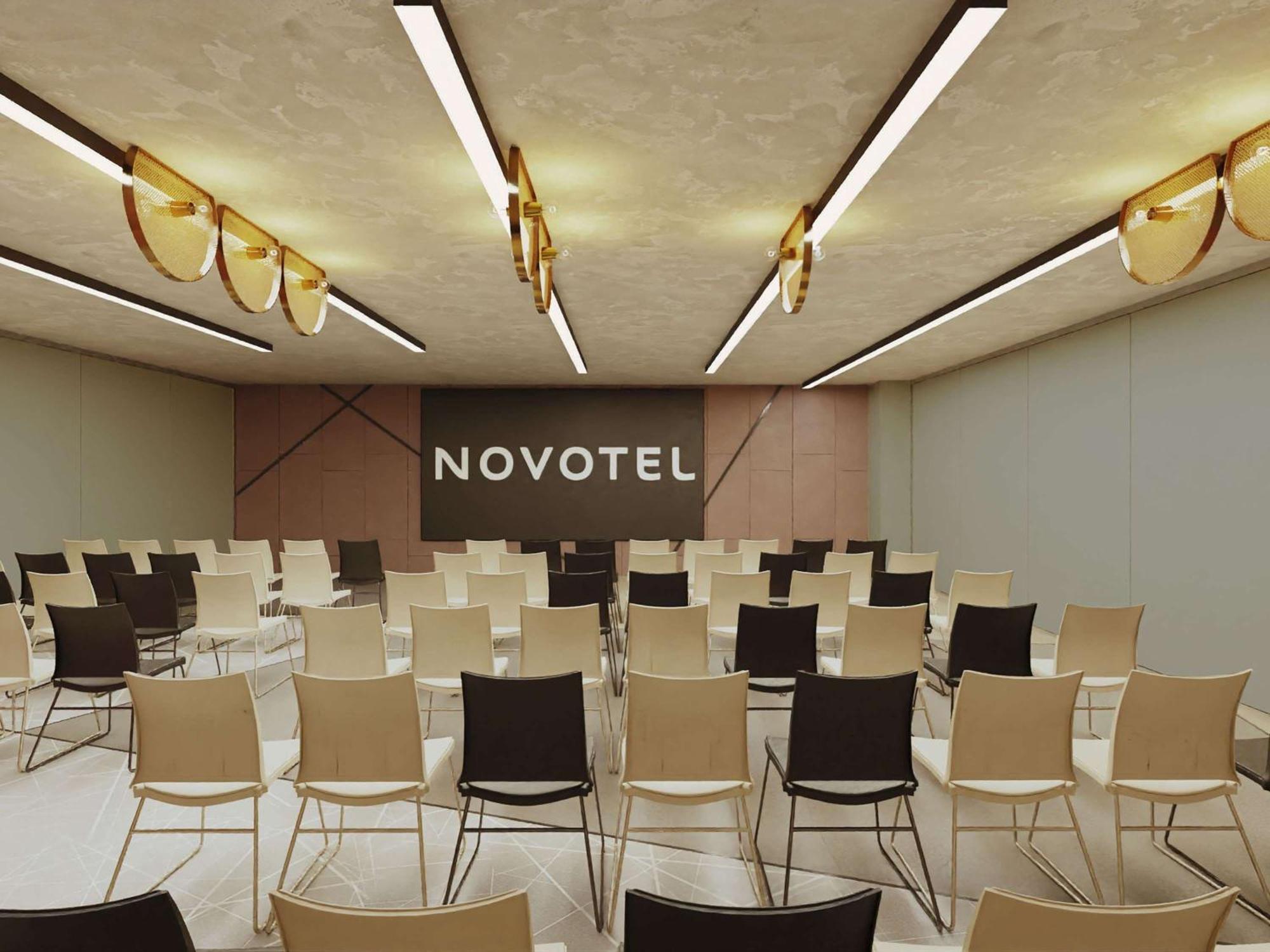Novotel Valencia Lavant Ngoại thất bức ảnh